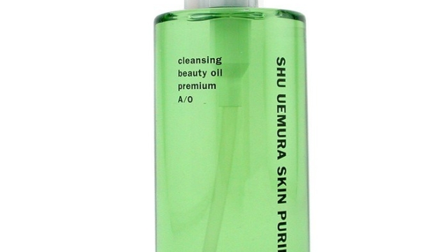 The Ultimate Guide to Shu Uemura Cleansing Oil: Unleashing the Power of Gentle Skincare