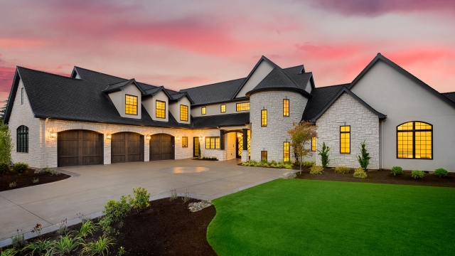 Crafting Dreams: Unveiling the Artistry of Custom Home Builders