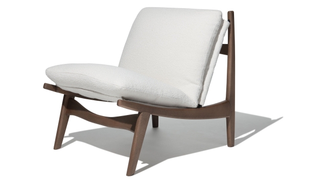 Embrace Comfort: The Ultimate Guide to Choosing Your Perfect Lounge Chair