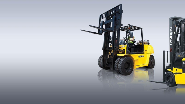 How Forklift Manufacturers Contribute to Workplace Productivity