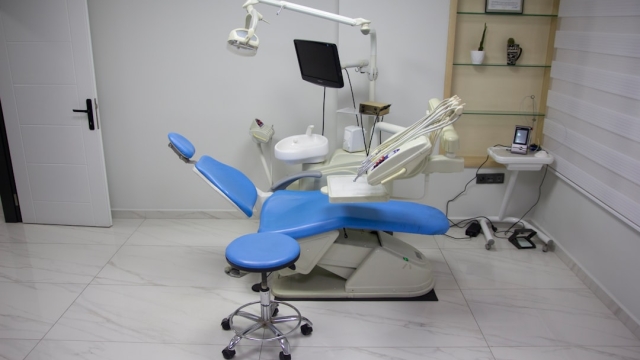 Establishing a Dental Care Routine for Kids